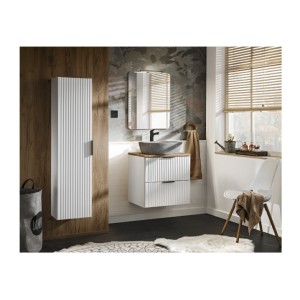 Ensemble de salle de bain NOXERA 60 cm avec vasque et miroir mis en situation