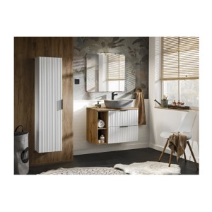 Ensemble de salle de bain NOXERA 80 cm meuble sous vasque, miroir, colonne suspendue et vasque mis en situation