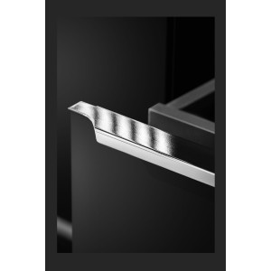 Zoom sur la poignée du meuble sous vasque noir 80cm VANTA