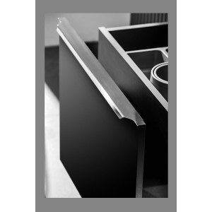 Zoom sur l'ouverture du tiroir caché du meuble sous vasque 80cm noir VANTA