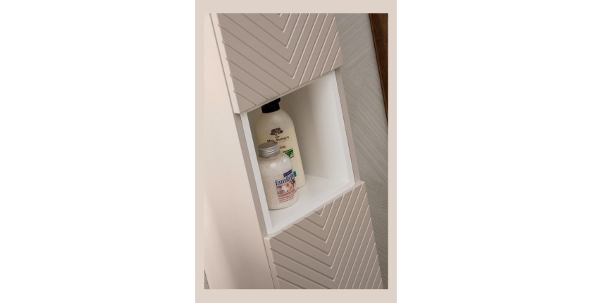 Zoom sur la niche vue de côté de la colonne AOKI