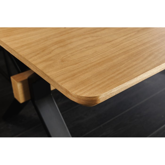 Eettafel RADIAM - Eikenfineer MDF en metaal - 180-300 cm - Uitschuifbaar