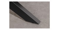 Zoom sur l'un des pieds de la table AZMA 200cm