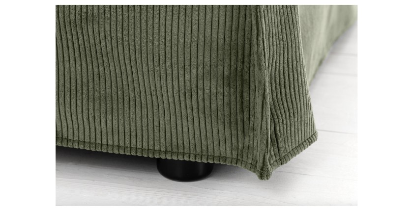 Zoom sur le pied du canapé droit KALIA en tissu côtelé vert