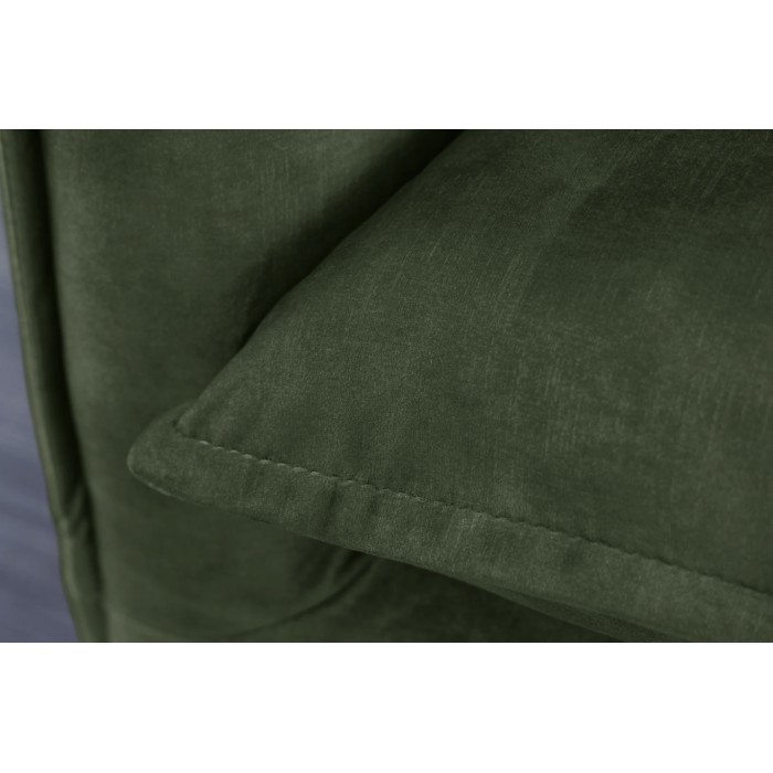 Zoom sur l'assise du canapé droit KALIA en velours vert foncé