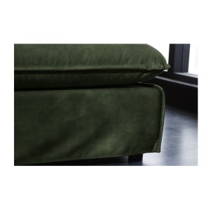 Zoom sur le côté du pouf KALIA en velours vert foncé