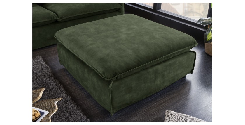 Pouf KALIA en velours vert foncé mis en situation