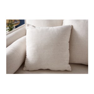 Zoom sur l'un des coussins du canapé droit KALIA blanc