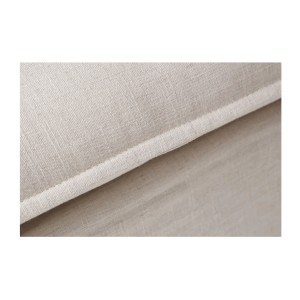 Zoom sur la couture du canapé droit KALIA blanc