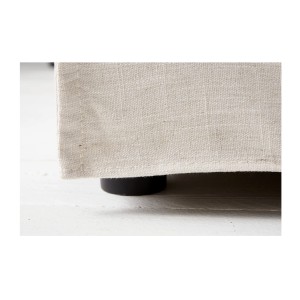 Zoom sur l'un des pieds du canapé droit KALIA blanc