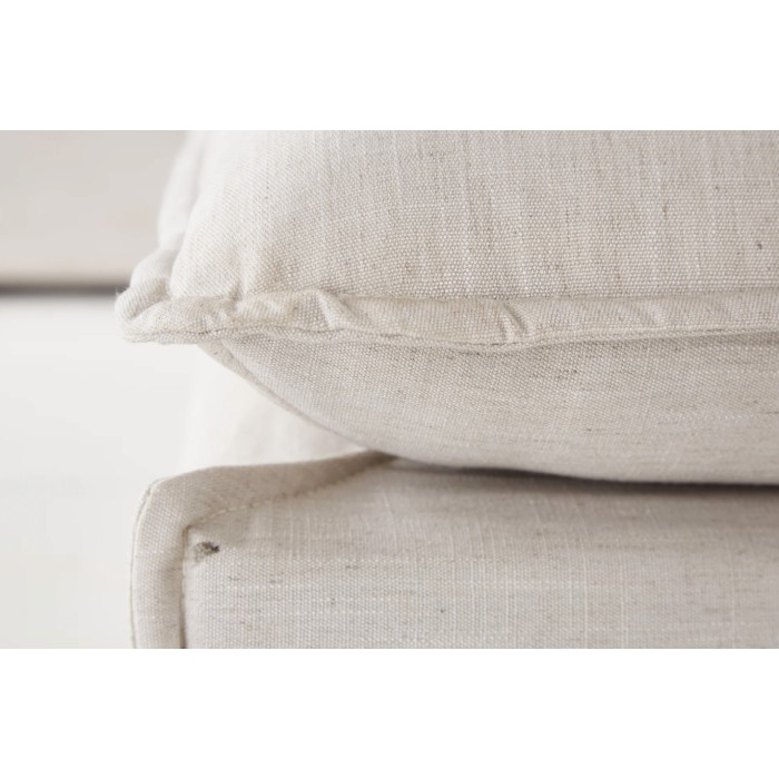 Zoom sur la tranche du pouf KALIA blanc