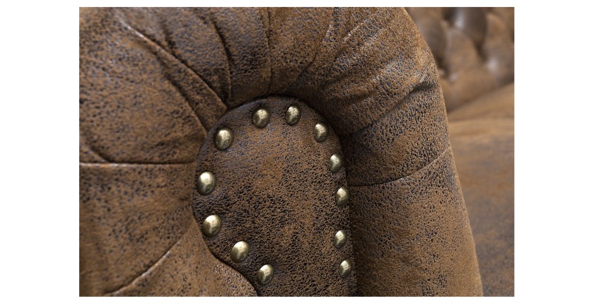 Zoom sur l'accoudoir du canapé 2 places EDGAR marron