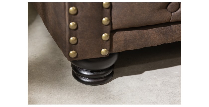Zoom sur l'un des pieds du canapé 3 places EDGAR marron chocolat