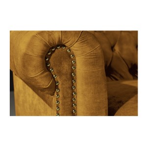 Zoom sur l'accoudoir du canapé 3 places EDGAR jaune moutarde