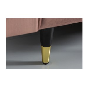 Zoom sur l'un des pieds du canapé 3 places KOLIRI rose poudré