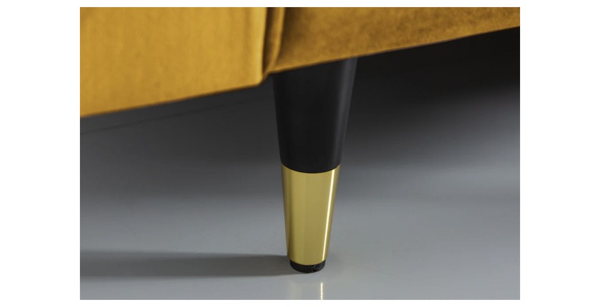 Zoom sur les détails des pieds du canapé et pouf KOLIRI jaune