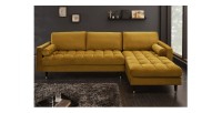 Zoom sur le canapé d'angle dans la configuration canapé d'angle et pouf KOLIRI jaune moutarde vu de face