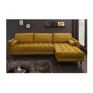 Zoom sur le canapé d'angle dans la configuration canapé d'angle et pouf KOLIRI jaune moutarde vu de face