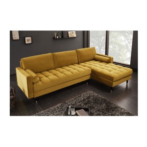 Zoom sur le canapé d'angle dans la configuration canapé d'angle et pouf KOLIRI jaune moutarde