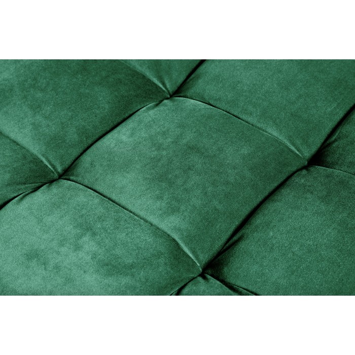 Zoom sur les motifs de l'ensemble canapé d'angle et pouf KOLIRI vert émeraude mis en situation