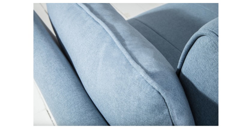 Zoom sur l'un des coussins du canapé droit convertible DANNA bleu