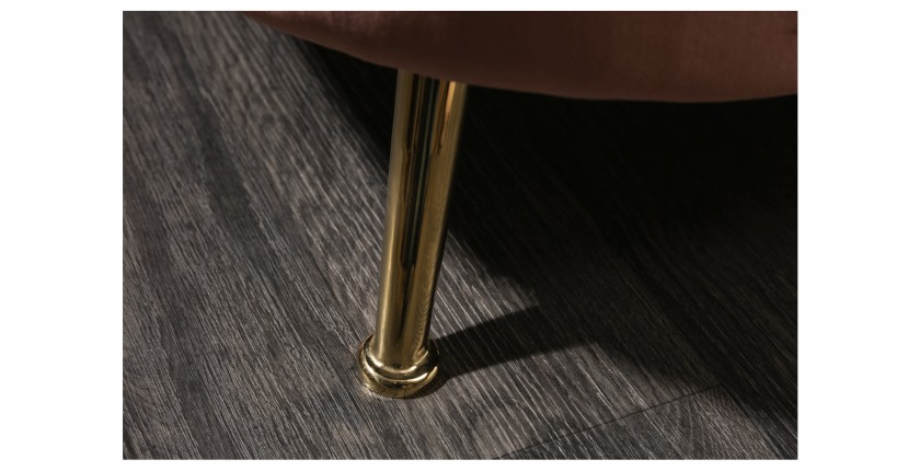 Zoom sur l'un des pieds du canapé droit original ATLANTIKA rose poudré