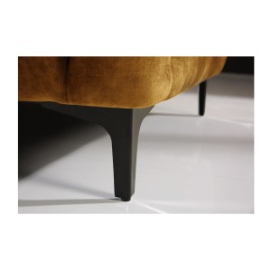 Zoom sur les pieds du pouf VELENA jaune moutarde