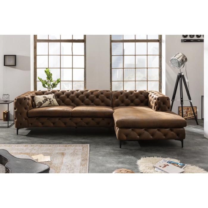 Ecksofa VELENA braun – Barocksofa aus Mikrofaser mit Massivholzstruktur