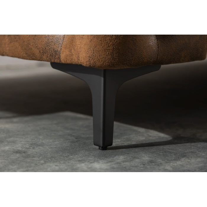 Zoom sur les pieds du canapé d'angle + pouf VELENA marron