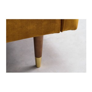Zoom sur les détails des pieds du canapé convertible ATELIA jaune moutarde