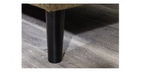 Zoom sur l'un des pieds du canapé avec angle réversible CITY brun