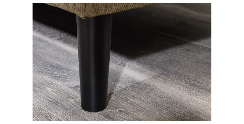 Zoom sur l'un des pieds du canapé avec angle réversible CITY brun