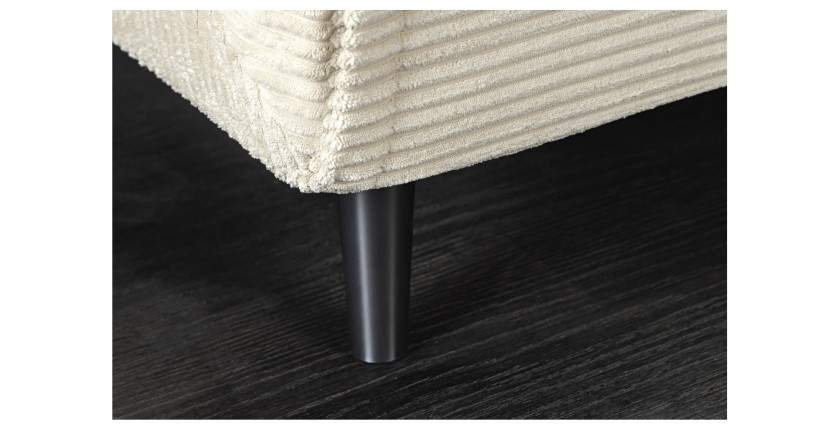 Zoom sur l'un des pieds du canapé convertible PRESTO beige