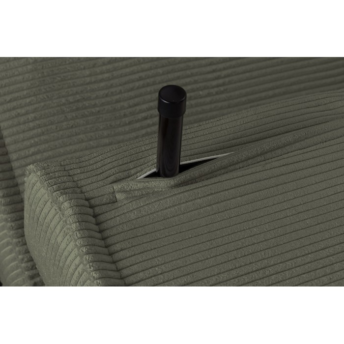 Zoom sur l'un des pieds sortis du canapé convertible PRESTO vert foncé