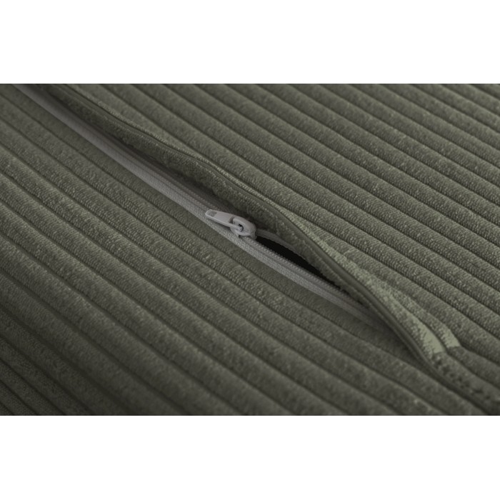 Zoom sur la fermeture cachant les pieds du canapé convertible PRESTO vert foncé