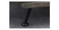 Zoom sur l'un des pieds du canapé convertible SERENO coloris taupe