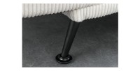 Zoom sur l'un des pieds du canapé convertible SERENO en tissu côtelé blanc