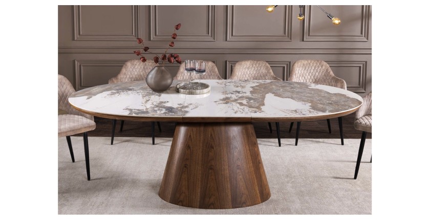 Table extensible LUMEA avec plateau en céramique et pied en bois de noyer mise en situation