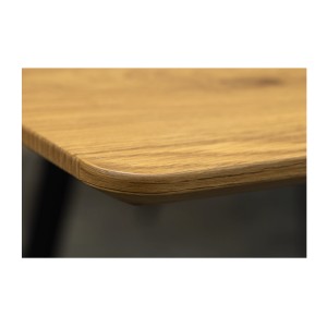 Zoom sur la tranche du plateau de la table extensible CALDERO 120-160cm en chêne sauvage