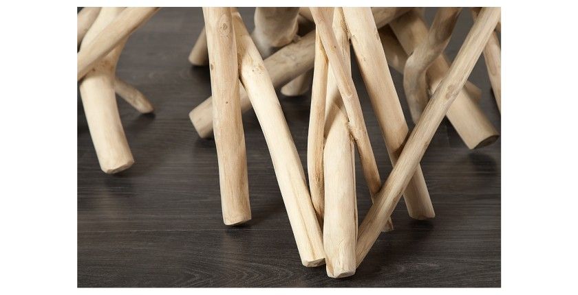 Zoom sur les pieds de la table basse WOODEN carré en 80cm