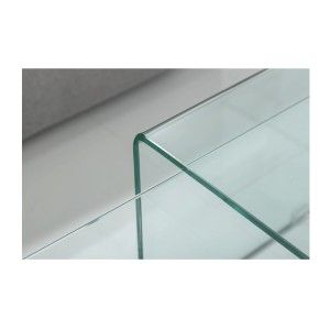 Zoom sur l'angle arrondi des tables basses HOLLOW empilables