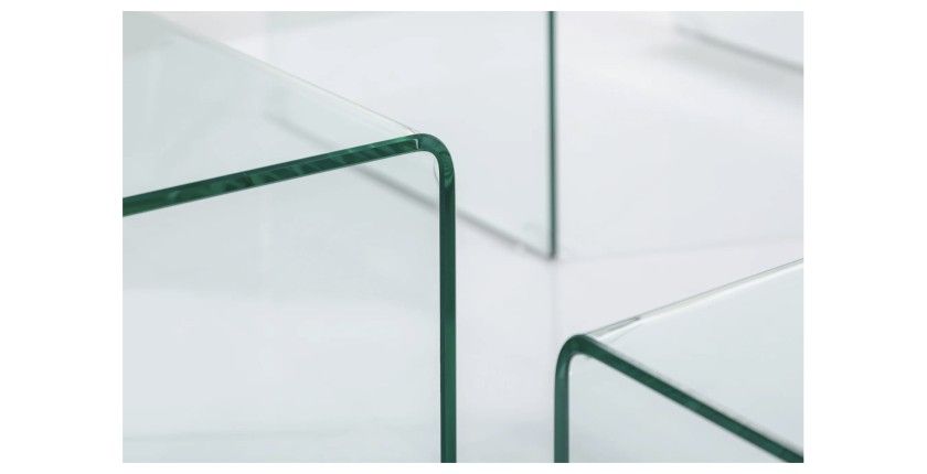 Zoom sur les tranches du lot de 3 tables basses gigognes HOLLOW