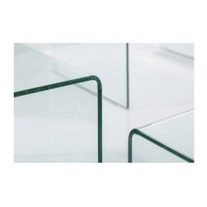 Zoom sur les tranches du lot de 3 tables basses gigognes HOLLOW