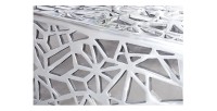 Table basse METRIX carrée 60 cm – Table basse design en aluminium argenté à motifs géométriques