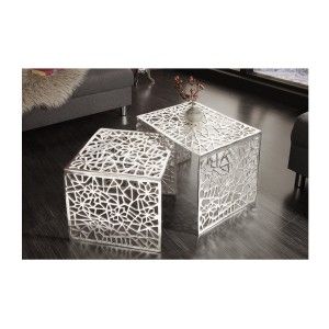 Tables basses gigognes carrés argentés METRIX sous une vue différente