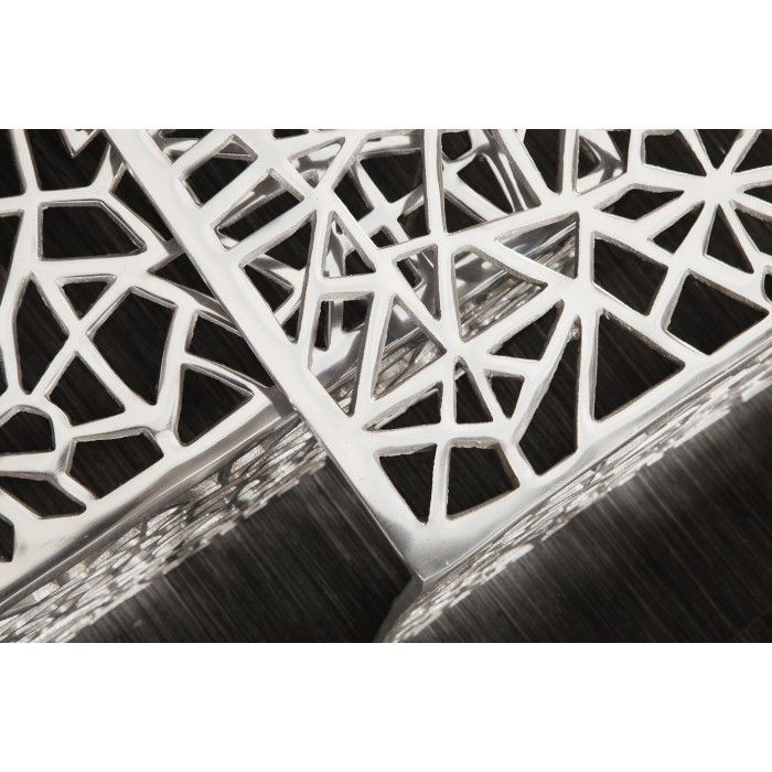 Niedrige Verschachtelungstische METRIX in Silber – Design-Couchtische aus Aluminium mit geometrischen Mustern