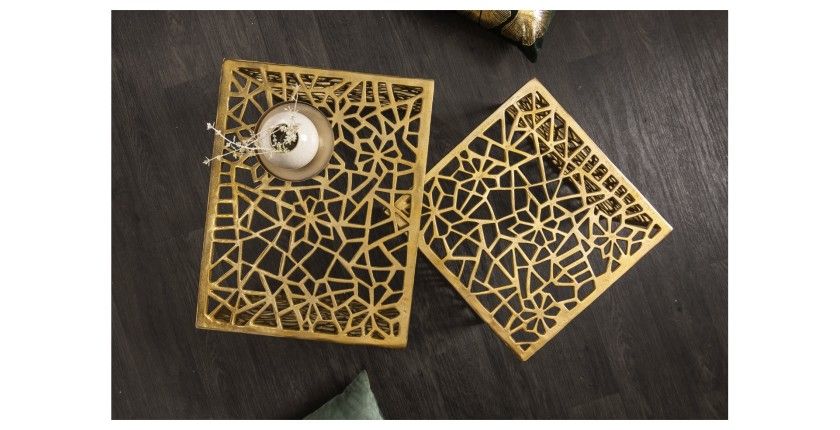 Tables basses gigognes carrés dorées METRIX 60cm vues de haut