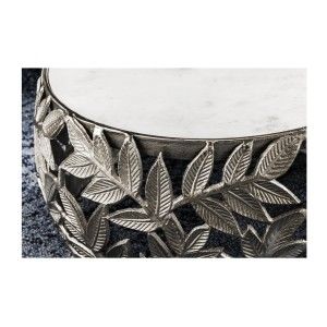 Lot de 2 tables basses METRIX argentées avec plateau en marbre – Tables basses design motif feuillage