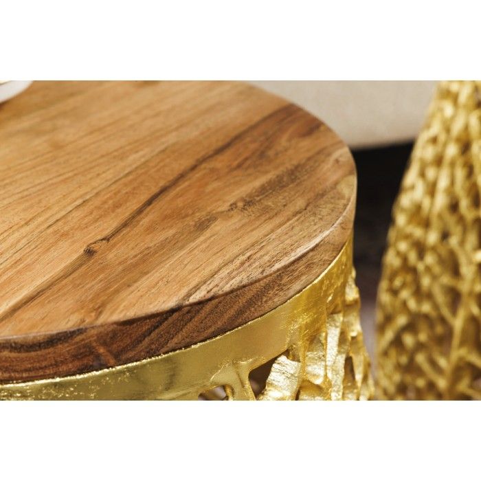Set di 2 tavolini METRIX dorati con piccolo motivo arrotondato - Tavolini design in alluminio e legno di acacia