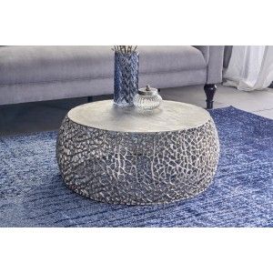 Table basse ronde 75cm argentée METRIX mise en situation